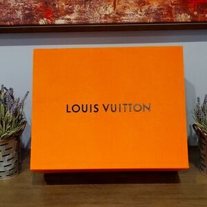 Louis Vuitton Vibrant Orange Gift Box